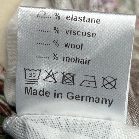 Tata Christiane Colorful‎ Graphic Shirt Size Small/Medium - Picture 10 of 12